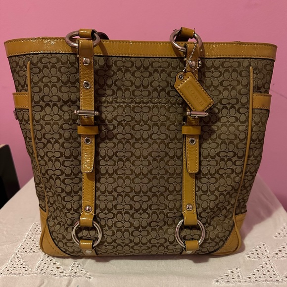 Coach Handbags - Coach brown / khaki signature C jacquard monogram leather tote bag